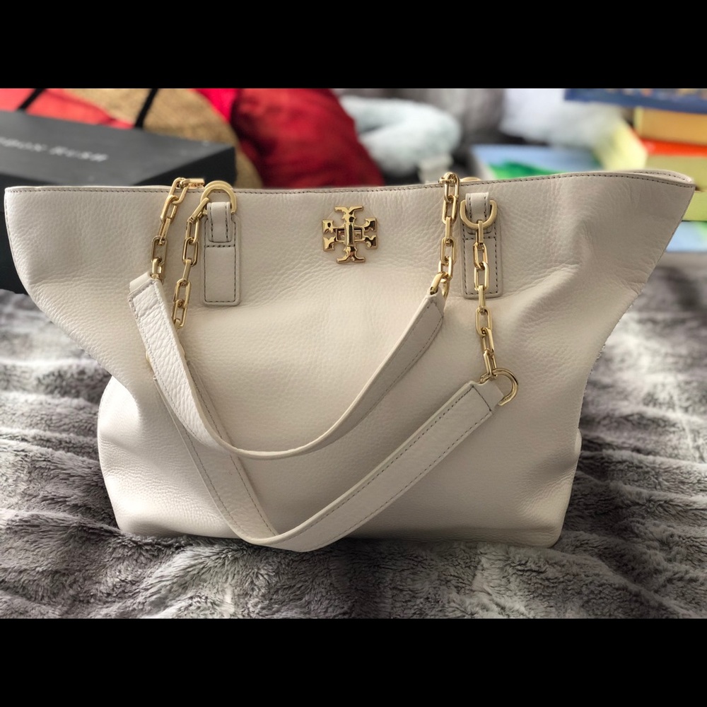 Tory Burch tote worth $350 for $250